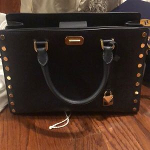 Michael kors satchel